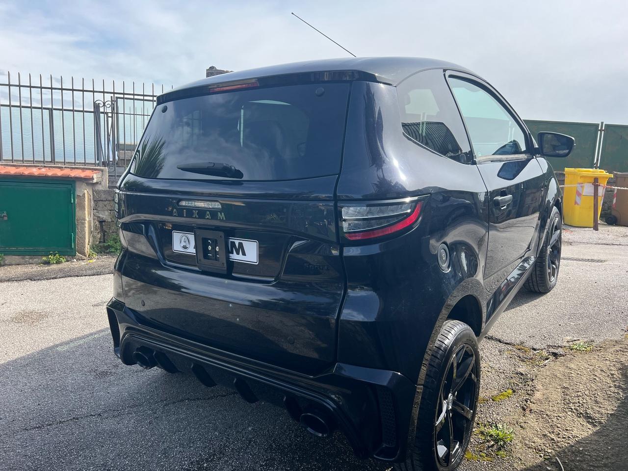 Aixam Ambition sport blacj 2024 6000 km