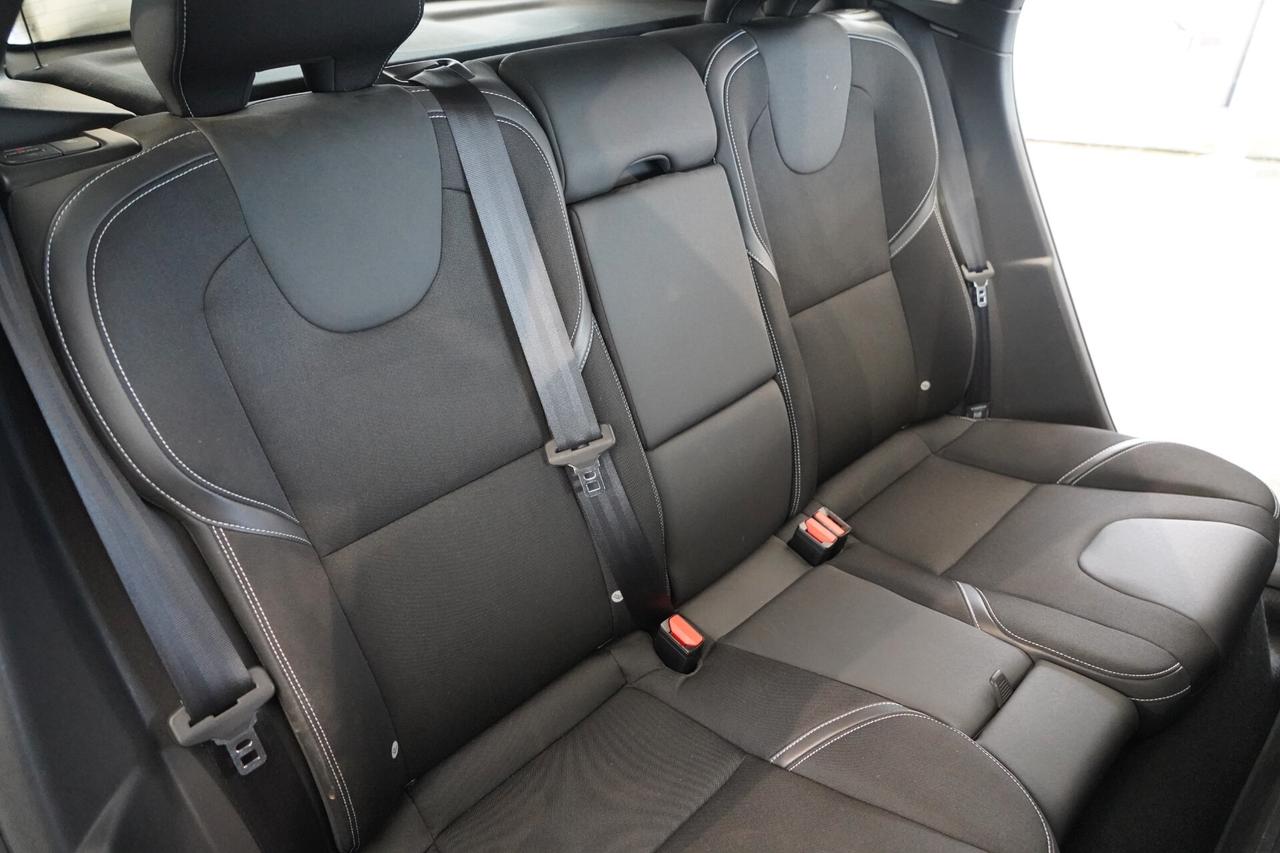 Volvo V40 D2 1.6 Kinetic