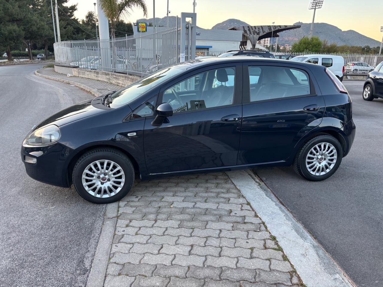 Fiat Punto 1.3 MJT II 75 CV 5 porte Lounge