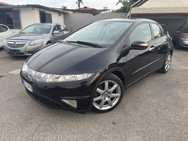 Honda Civic 1.8 i-VTEC 5p. Executive i-P