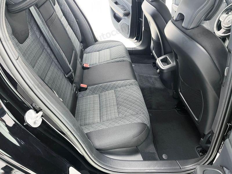 Volvo V60 B3 (bz) 163CV AUT CORE **AUTOCARRO N1**