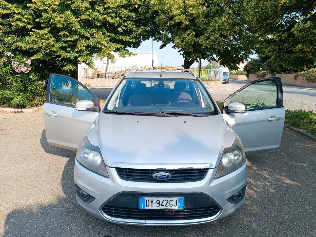 Ford Focus 1.6 TDCi SW GANCIO TRAINO