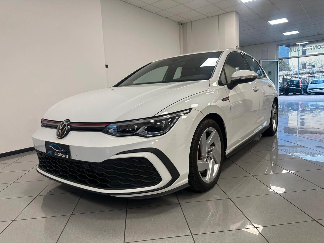 Volkswagen Golf GTI 2.0 TSI