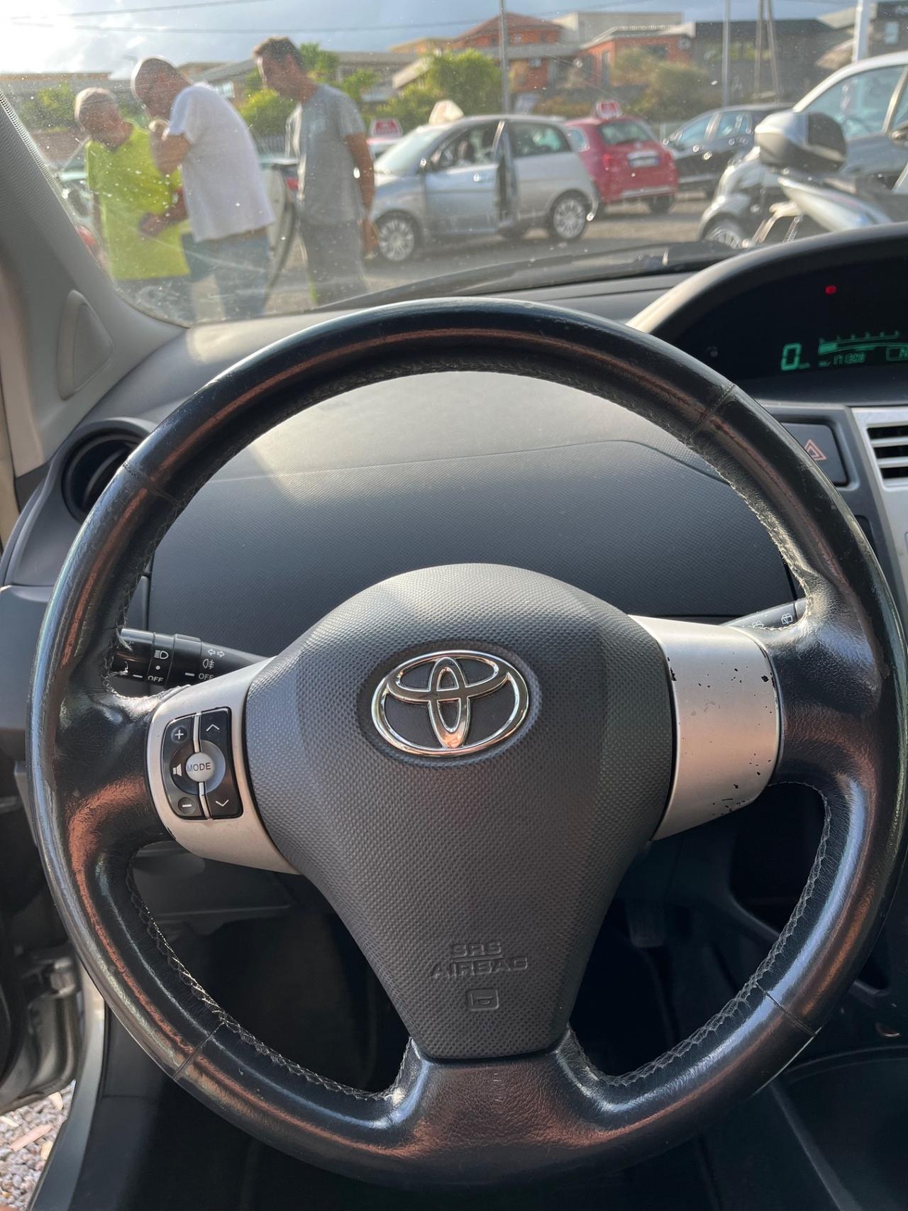 Toyota Yaris 1.4 D-4D 5 porte