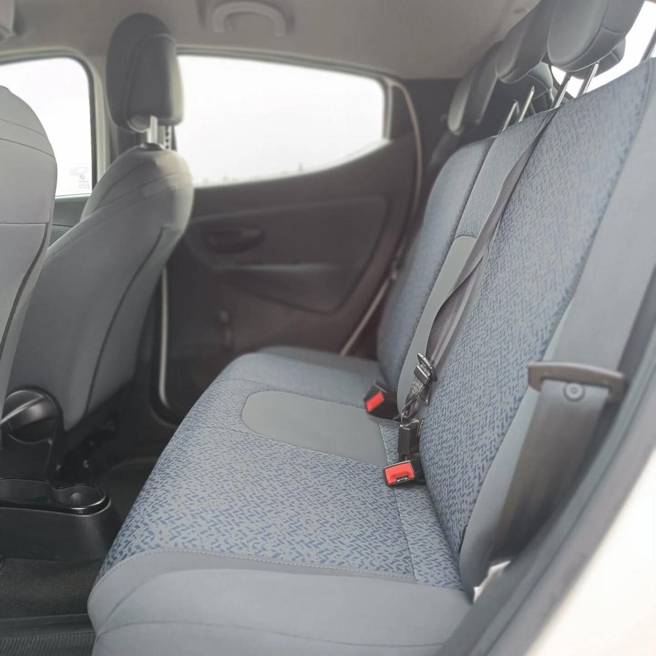 Lancia Ypsilon 1.0 S&S Hybrid Ecochic Silver IVA ESPOSTA