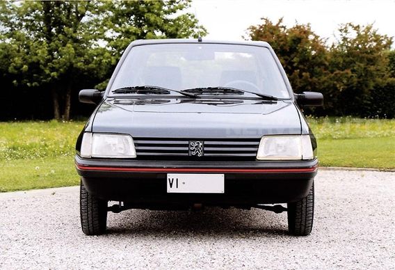 Peugeot 205