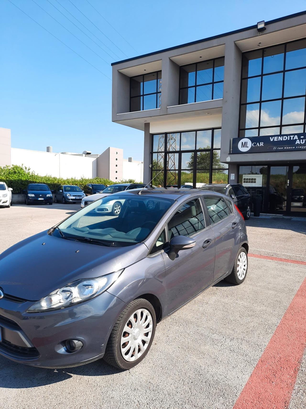 Ford Fiesta 1.4 TDCi 5p. Titanium OK NEOPATENTATI
