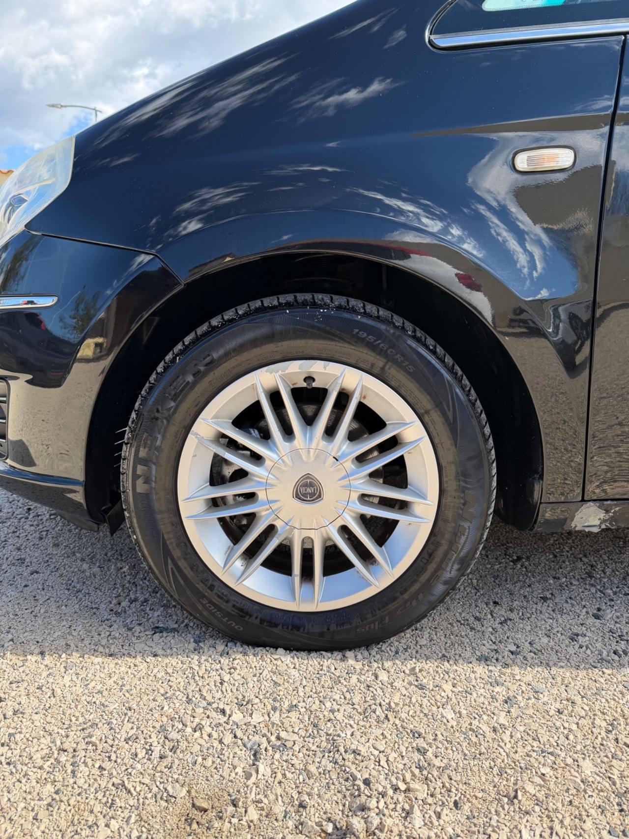 Lancia MUSA 1.4 16V Platino