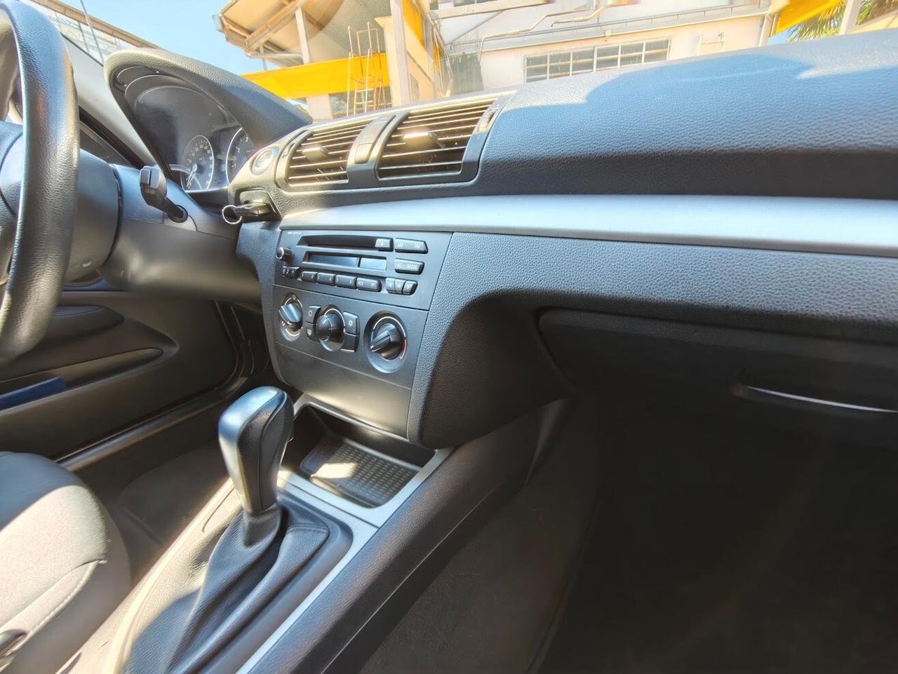 Bmw 118i Futura AUT. SOLO 90MILA KM AUTO DA VETRINA!!!!!!!!!!!