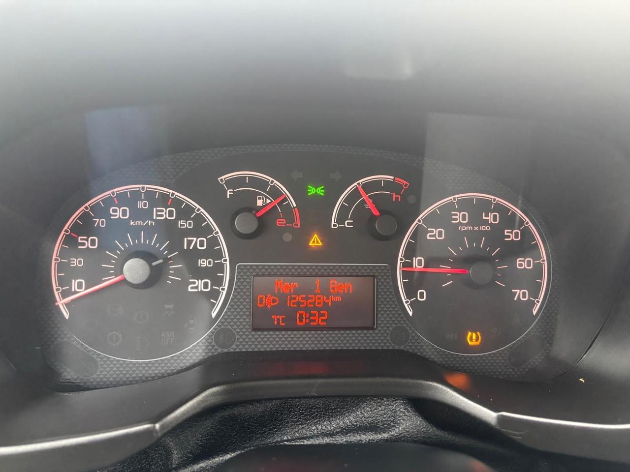 Fiat Qubo 1.3 MJT 95 CV Trekking EURO6 UNICO PROPRIETARIO