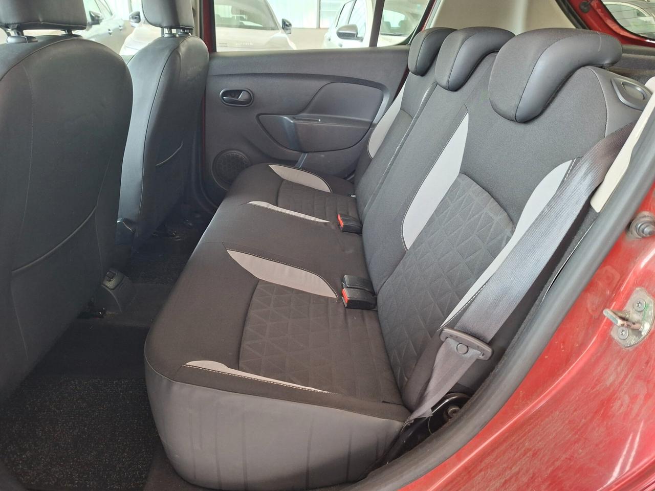 Dacia Sandero StepWay 1.5 dci / DA NEOPATENTATI / CINGHIA FATTA