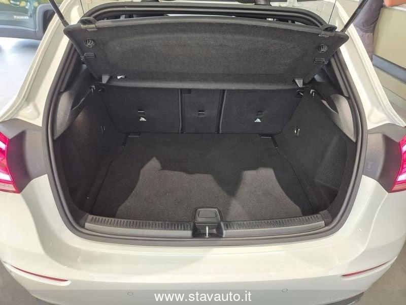 Mercedes-Benz Classe A A 180 d Automatic Sport Night Edition