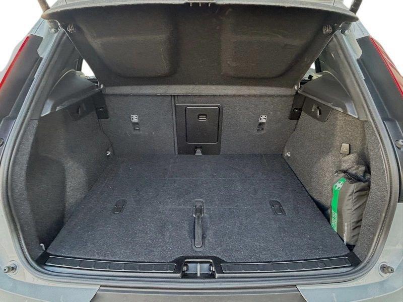 Volvo XC40 B3 163+14 CV Automatico LED Core