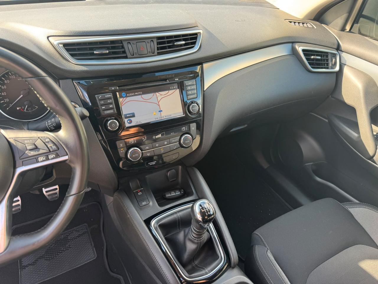 Nissan Qashqai 1.5 N-connecta Full Optional Tetto/navi/camera 360