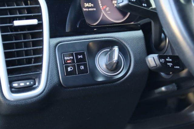PORSCHE Cayenne 3.0 V6
