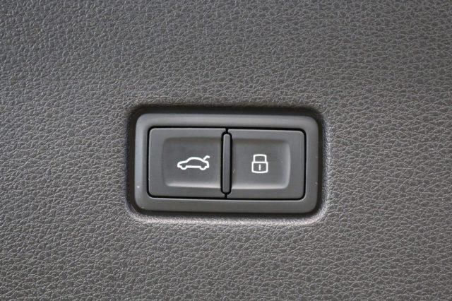 AUDI SQ8 TDI quattro tiptronic