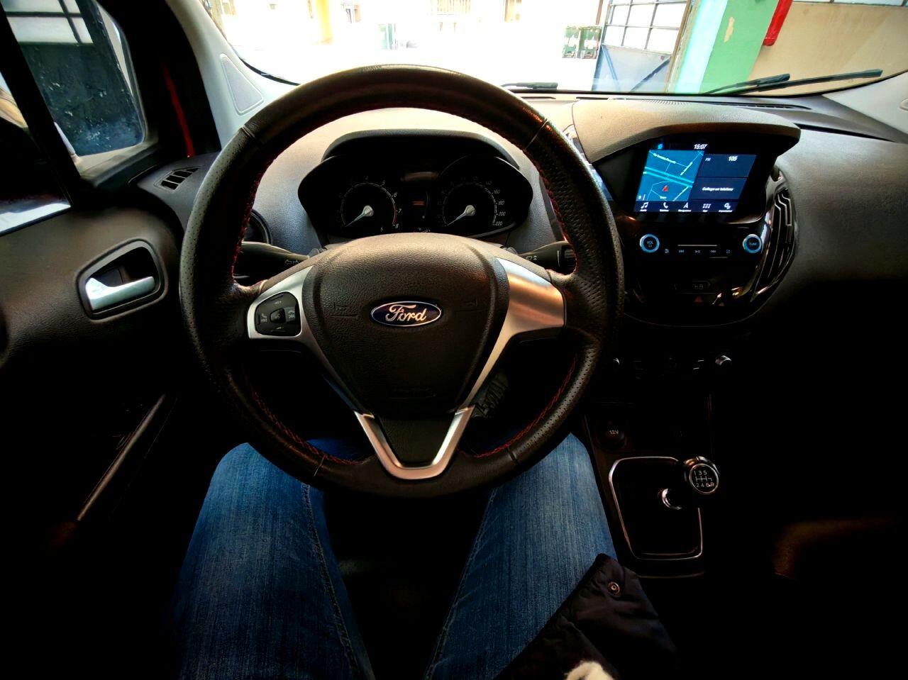 Ford Tourneo Courier 1.0 Sport EcoBoost