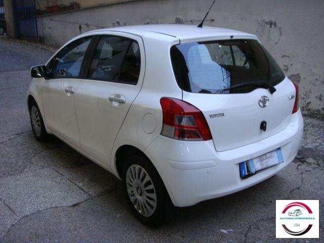 TOYOTA - Yaris - 1.3 5p. M-MT Sol