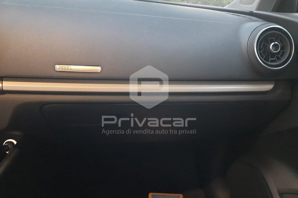 AUDI A3 1.6 TDI 116 CV S tronic Business
