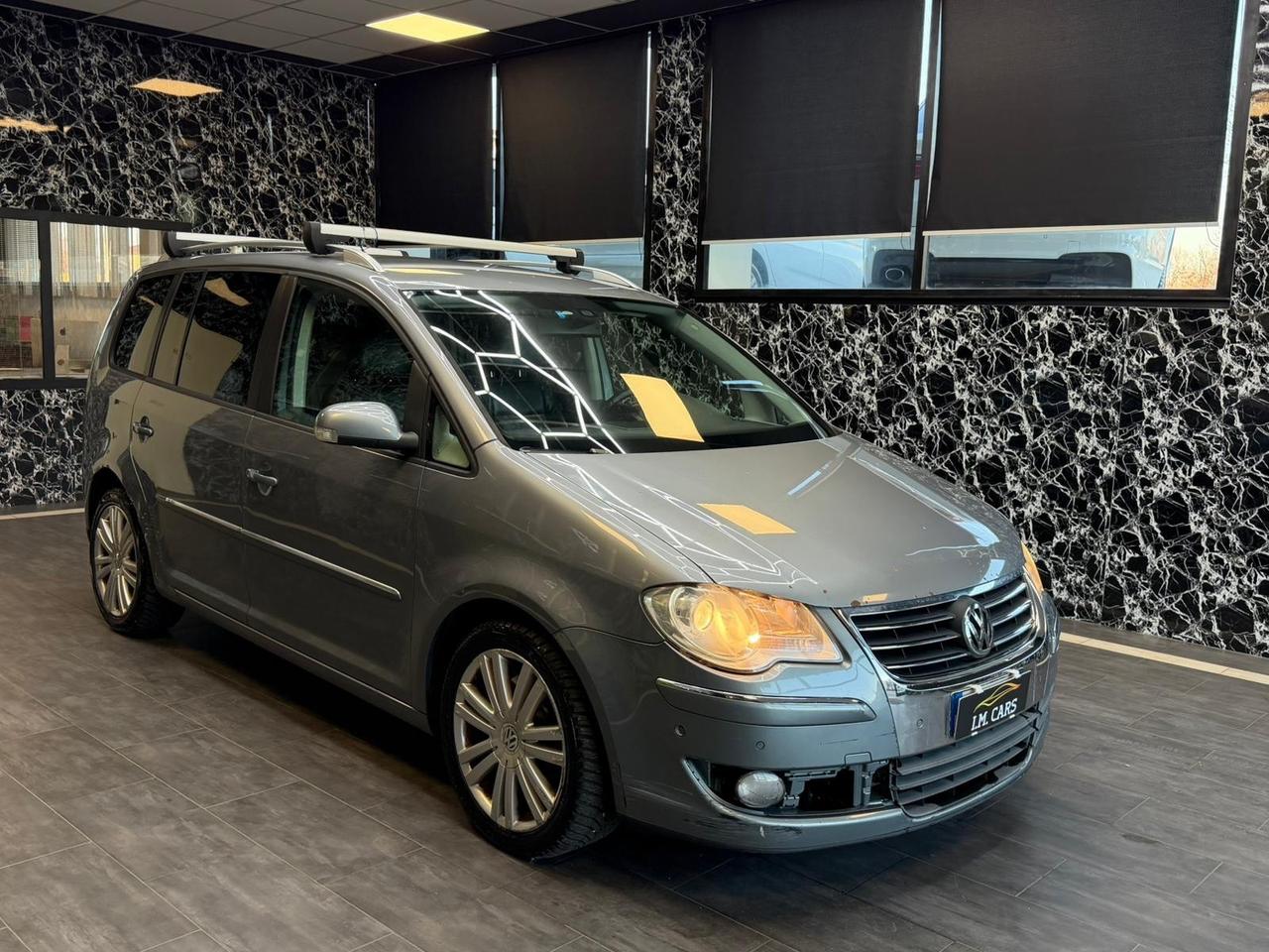 Volkswagen Touran 2.0 TDI 170CV DPF DSG Highline