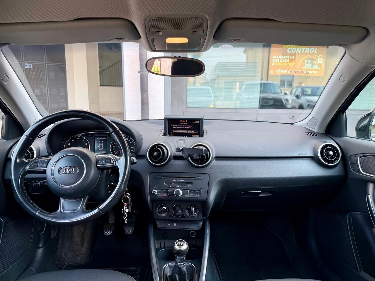 Audi A1 Sportback 1.2 tfsi 86cv ADATTA A NEO PATENTATI