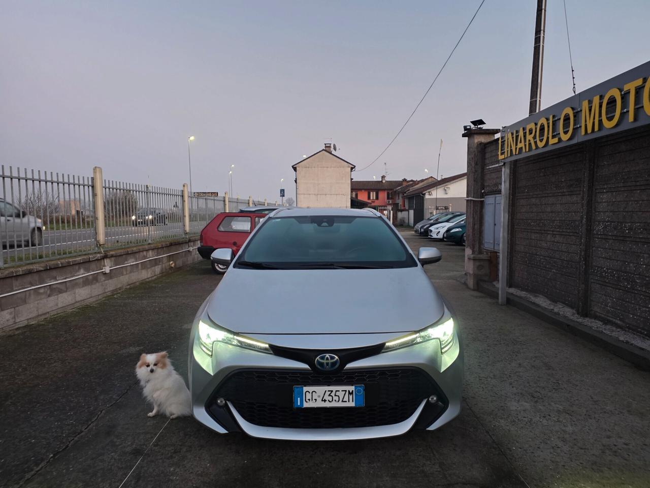 Toyota Corolla Touring Sports 1.8 Hybrid Business Tech