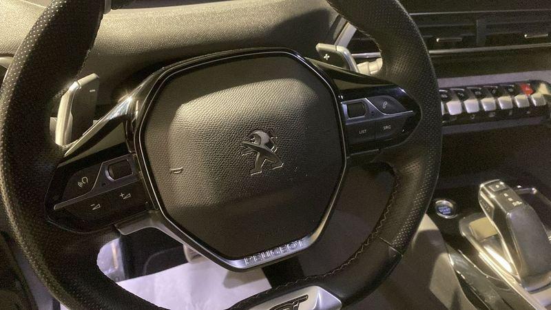 Peugeot 3008 3008 Hybrid 225 e-EAT8 GT Pack