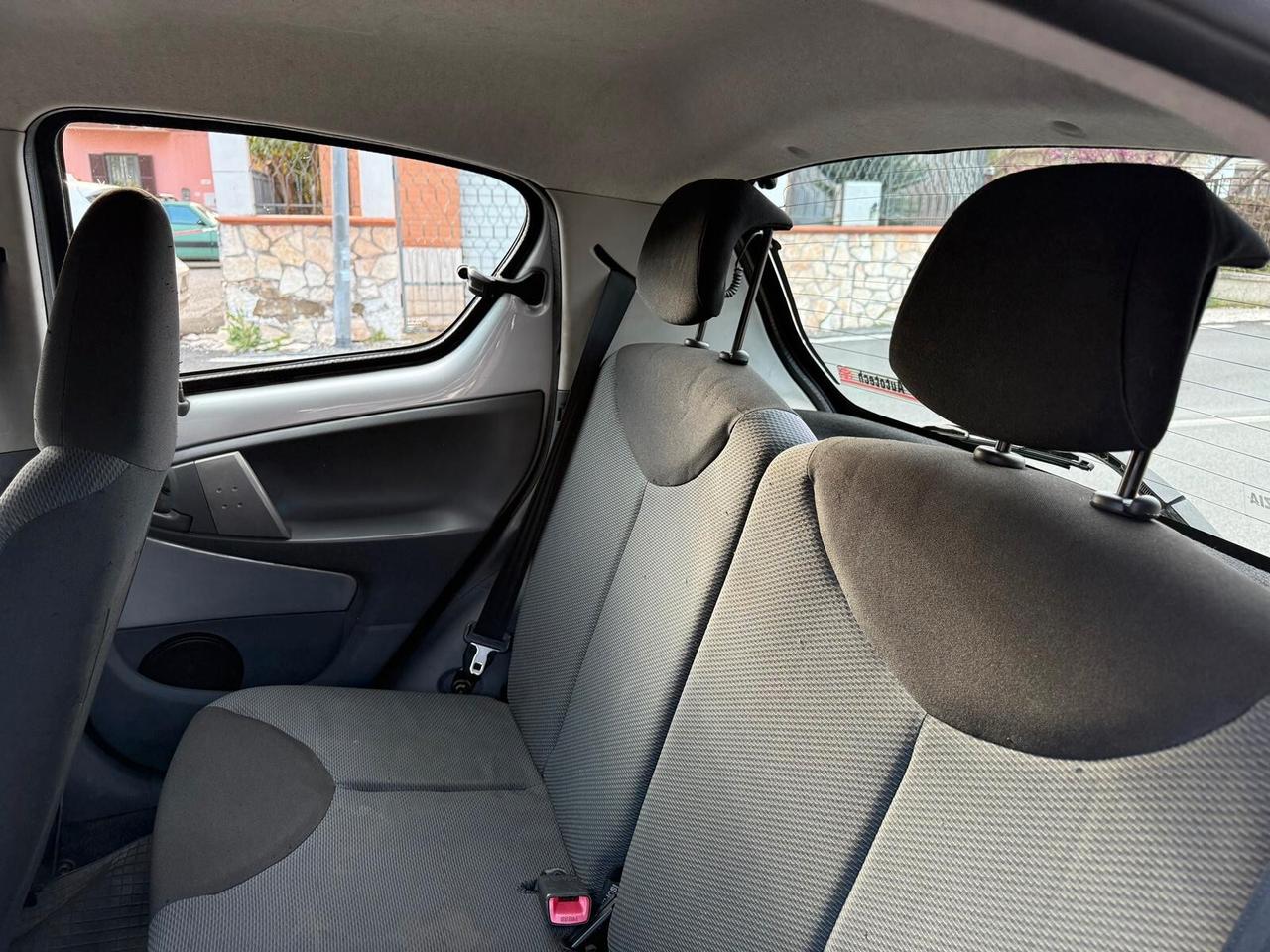 Toyota Aygo 1.0 12V VVT-i 5p - Tutto incluso - Superprezzo