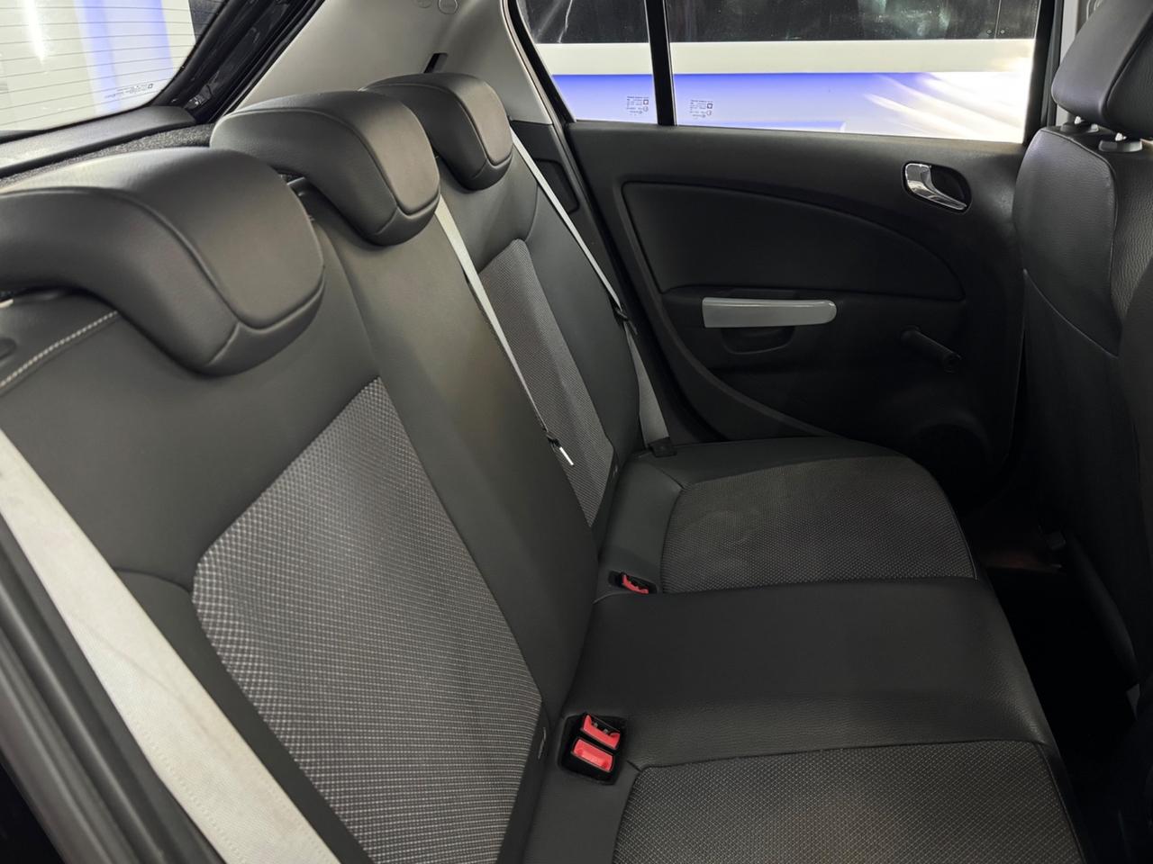 Opel Corsa 1.4 Cosmo Full Optional