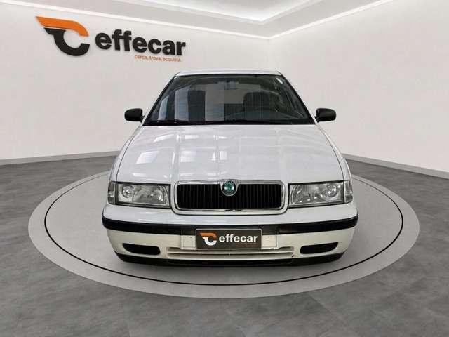 Skoda Octavia 1.6/75 CV cat GLX