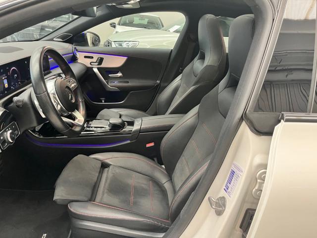 MERCEDES-BENZ CLA 200 d Automatic Premium Amg Night Edition Full