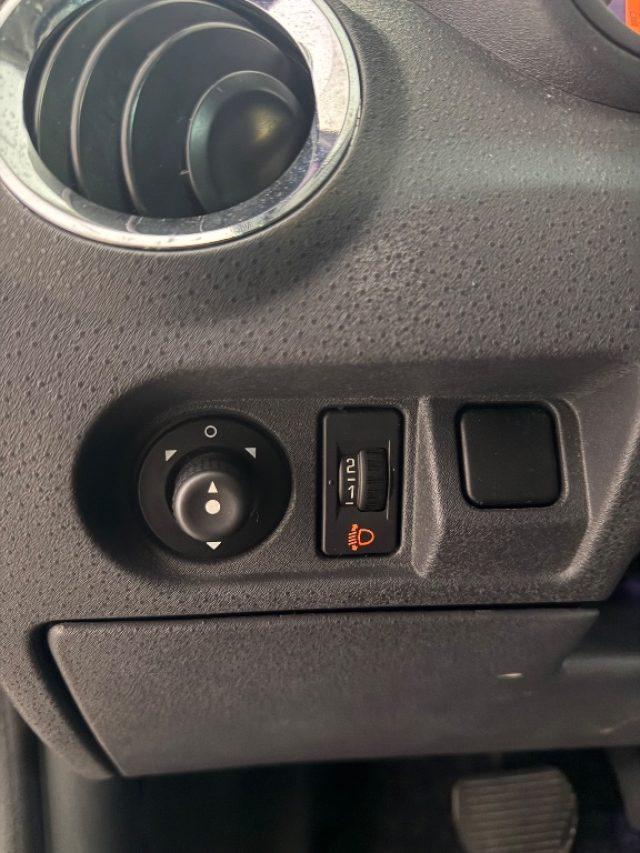 CITROEN C3 1.4 16V CMP-5 Gold by Pinko