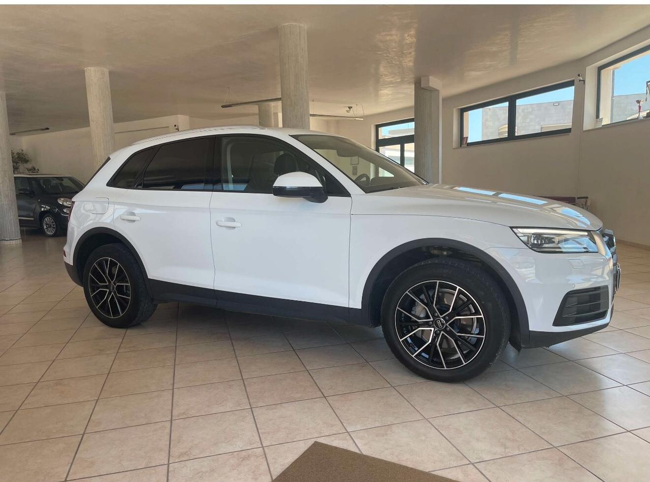 Audi Q5 2.0 TDI 190 CV quattro S tronic Business