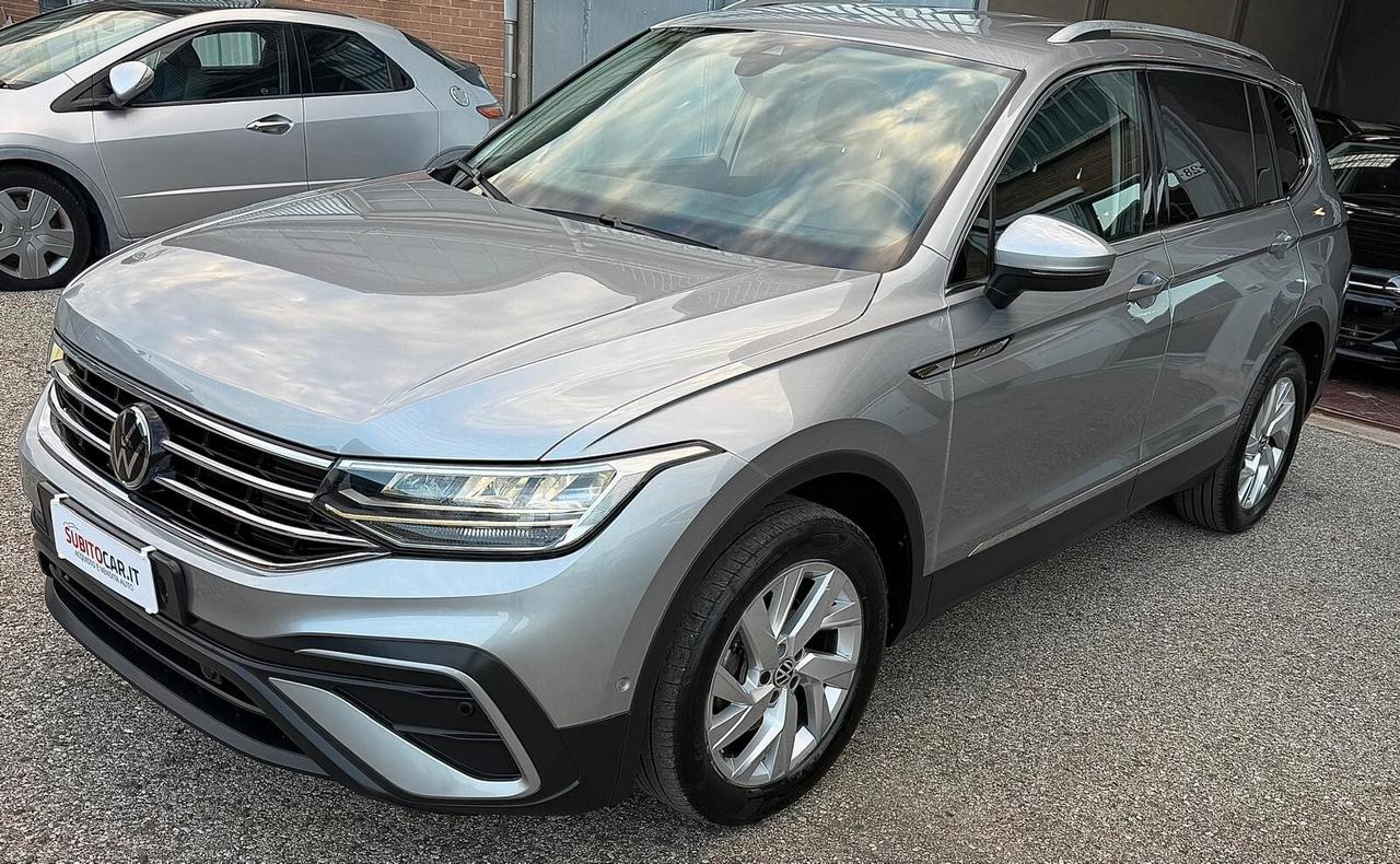 Volkswagen Tiguan Allspace 2.0 TDI SCR DSG 4MOTION Life 7 posti