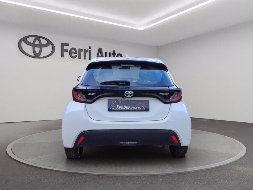 TOYOTA Yaris 1.5h active del 2023