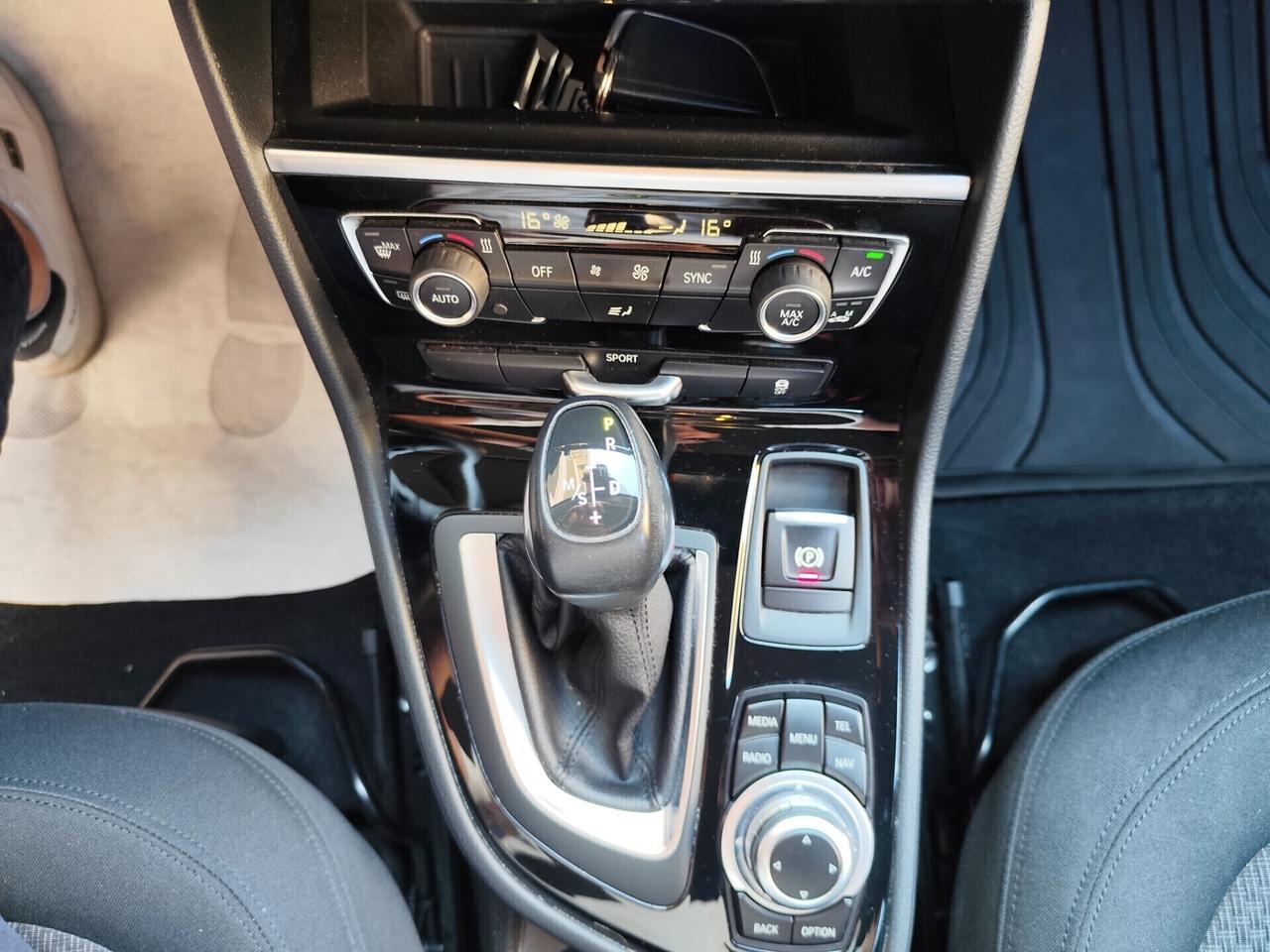 BMW 218d Active Tourer 150CV AUTOMATICA NAVI