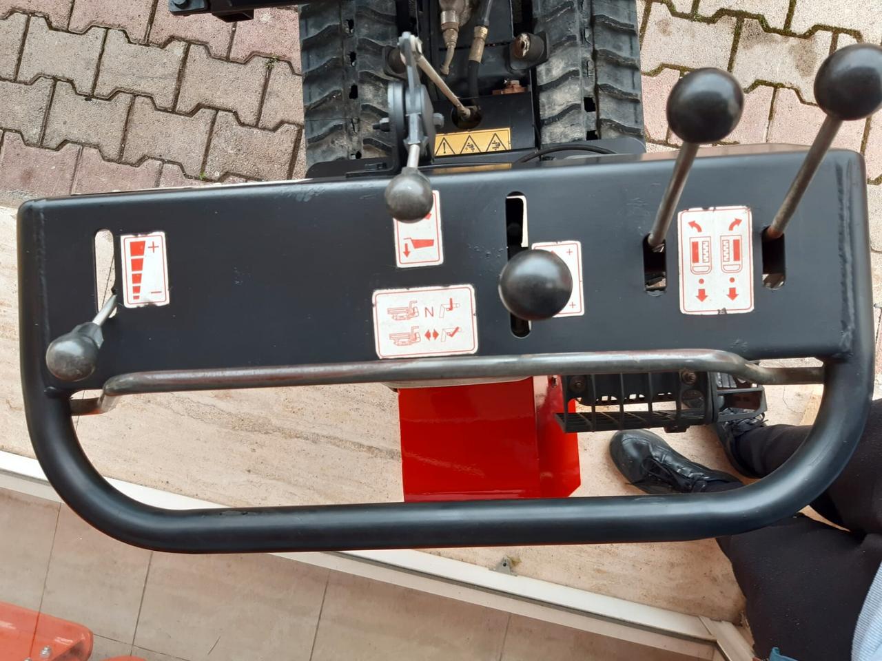 Minitrasporter/ Motocarriola seminuova Marca EURODIG modello Dumpy 500