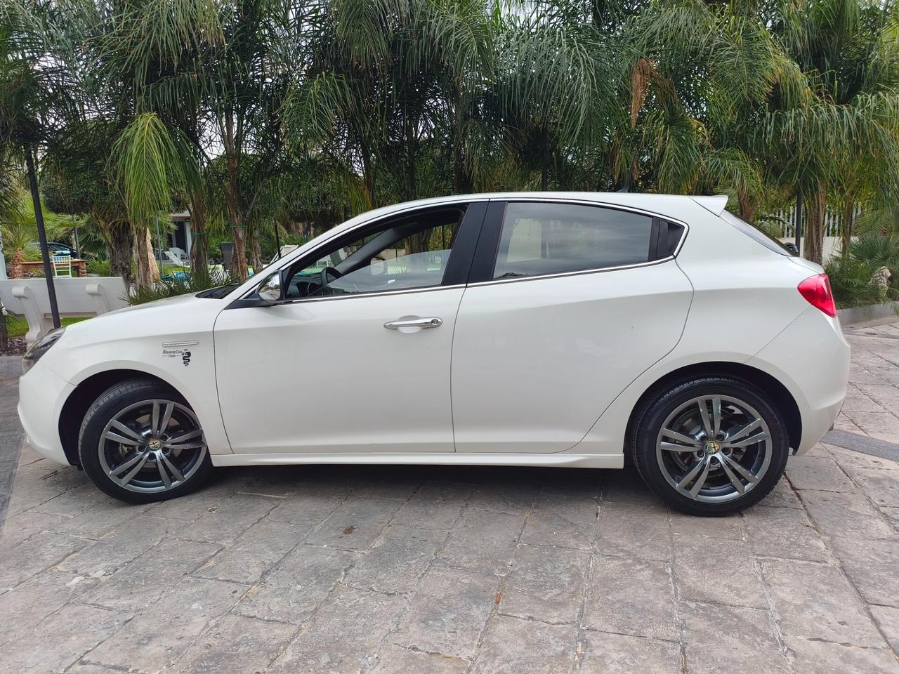 Alfa Romeo Giulietta 1.6 JTDm-2 105 CV Business