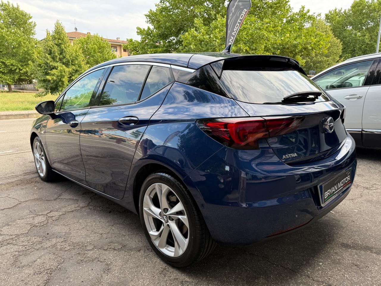 Opel Astra 1.5 CDTI 122 CV S&S AT9 5 porte Business Elegance