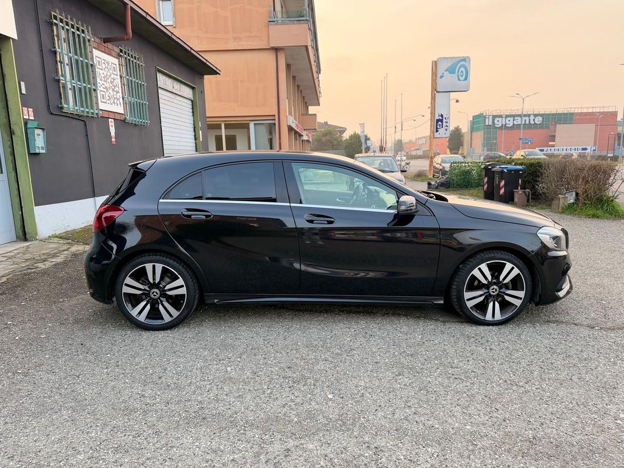 Mercedes-Benz A 180 Premium A 180 D BlueEFFI #9536