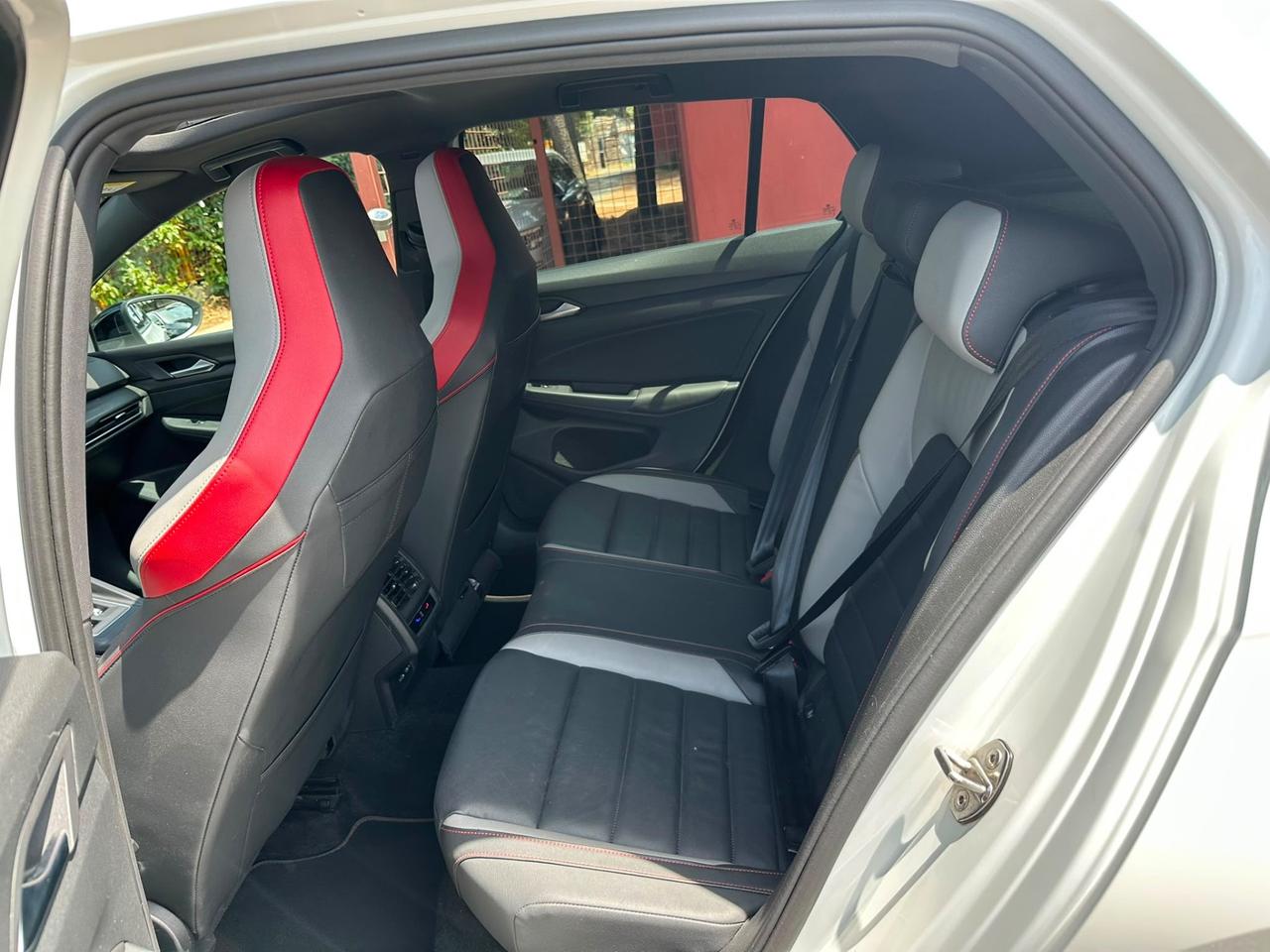 Volkswagen Golf GTI 2.0 TSI DSG clubsport tetto camera full optional