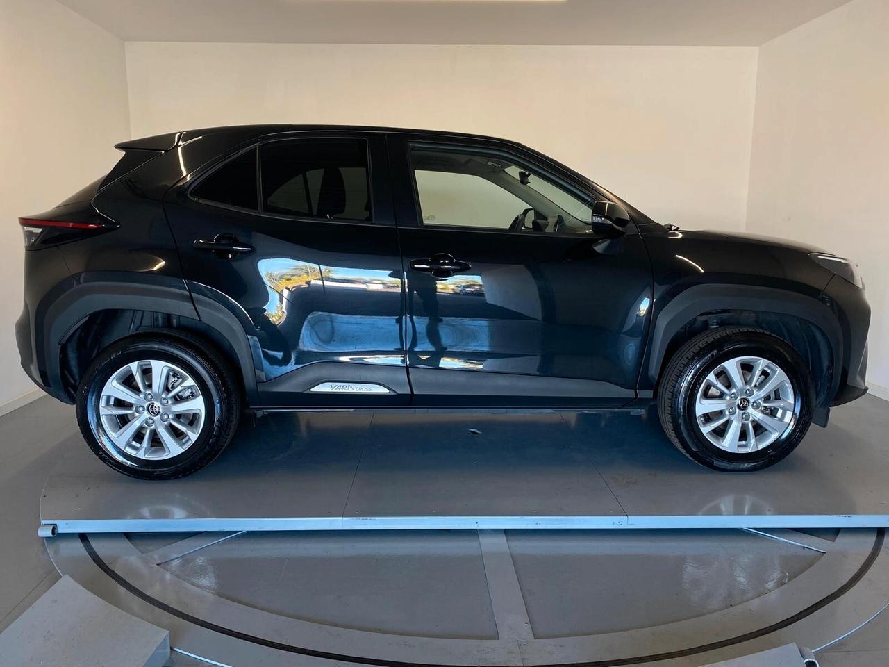 Toyota Yaris Cross 1.5 Hybrid E-CVT Business