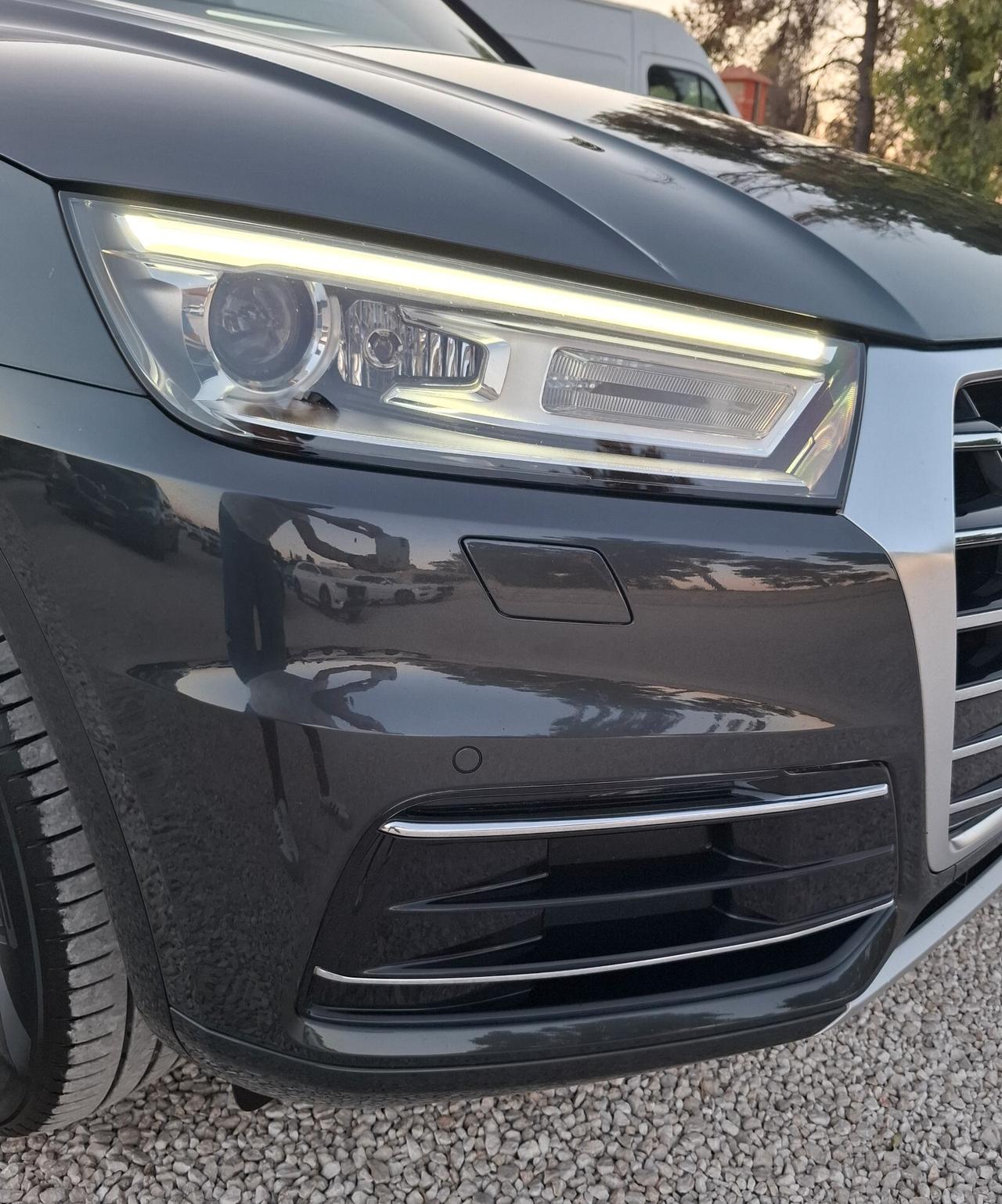 Audi Q5 35 TDI- S Tronic * TETTO-LED-NAVY*RADAR