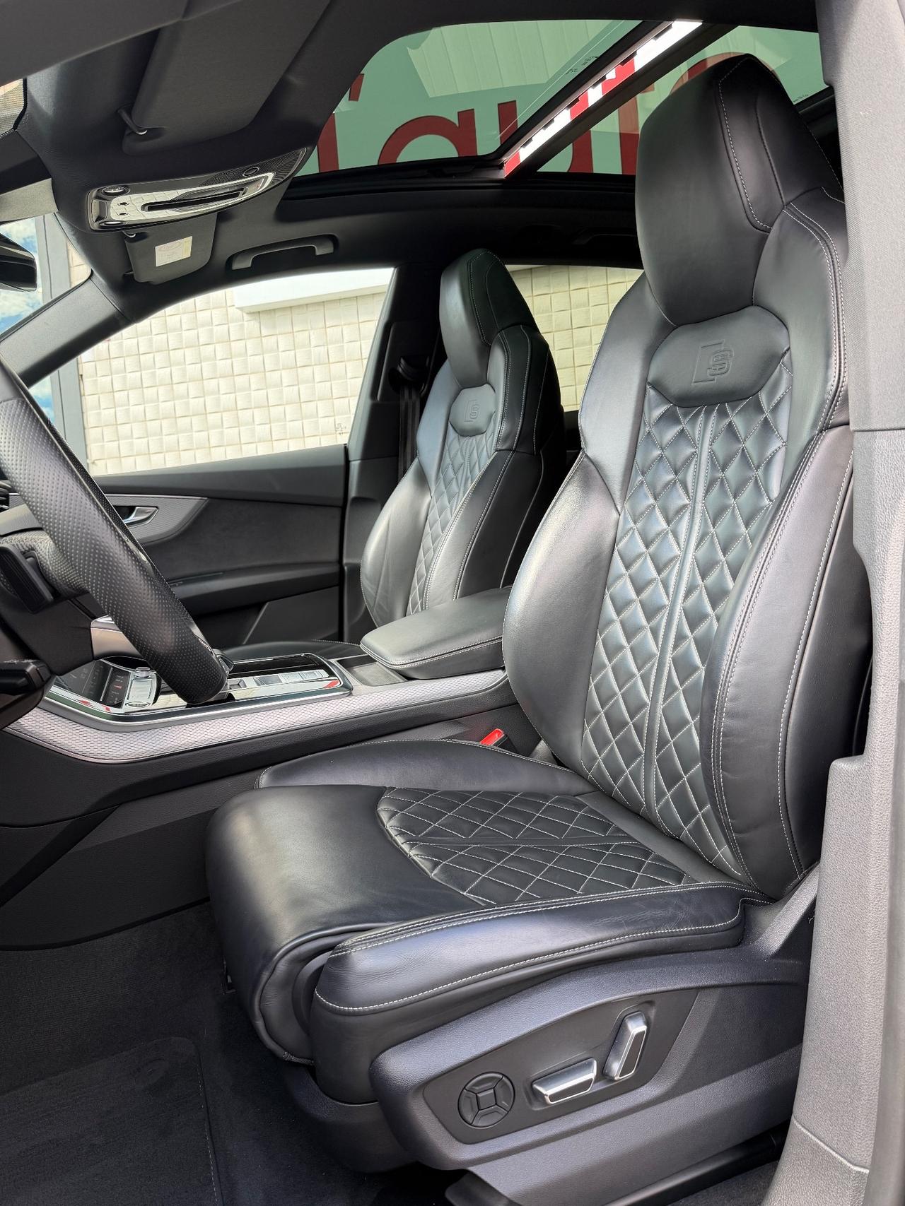 Audi Q8 50 TDI 286 CV S line TETTO GUSCIO 23