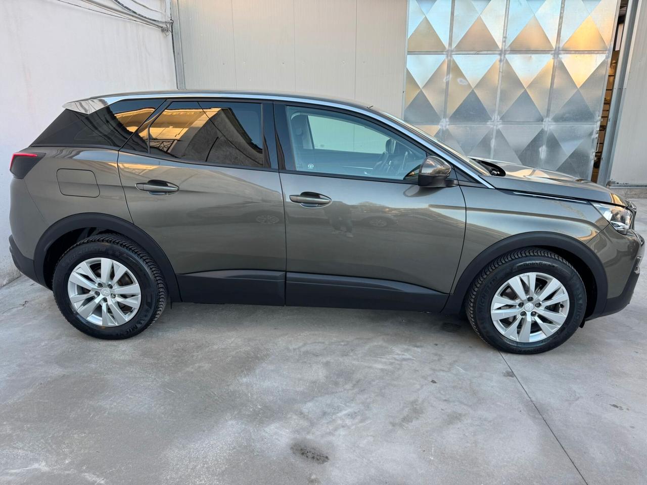 PEUGEOT 3008 BlueHDi 130cv 2019!!! AUTOMATICO!!!