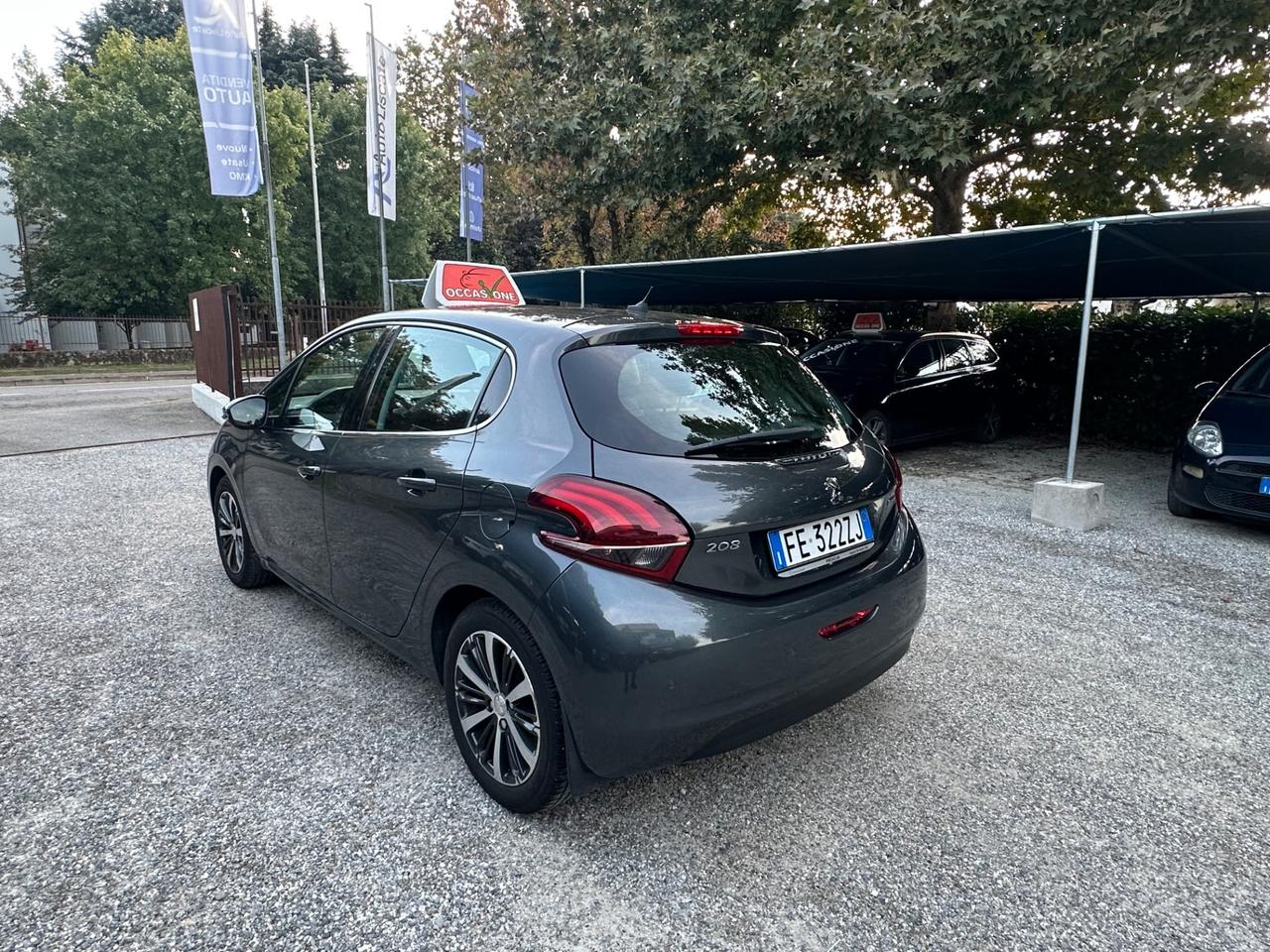 Peugeot 208 PureTech 82 5 porte Allure