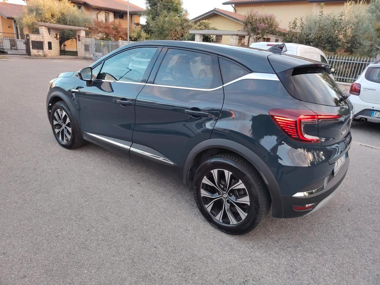 Renault Captur Full Hybrid E-Tech 145 CV Equilibre