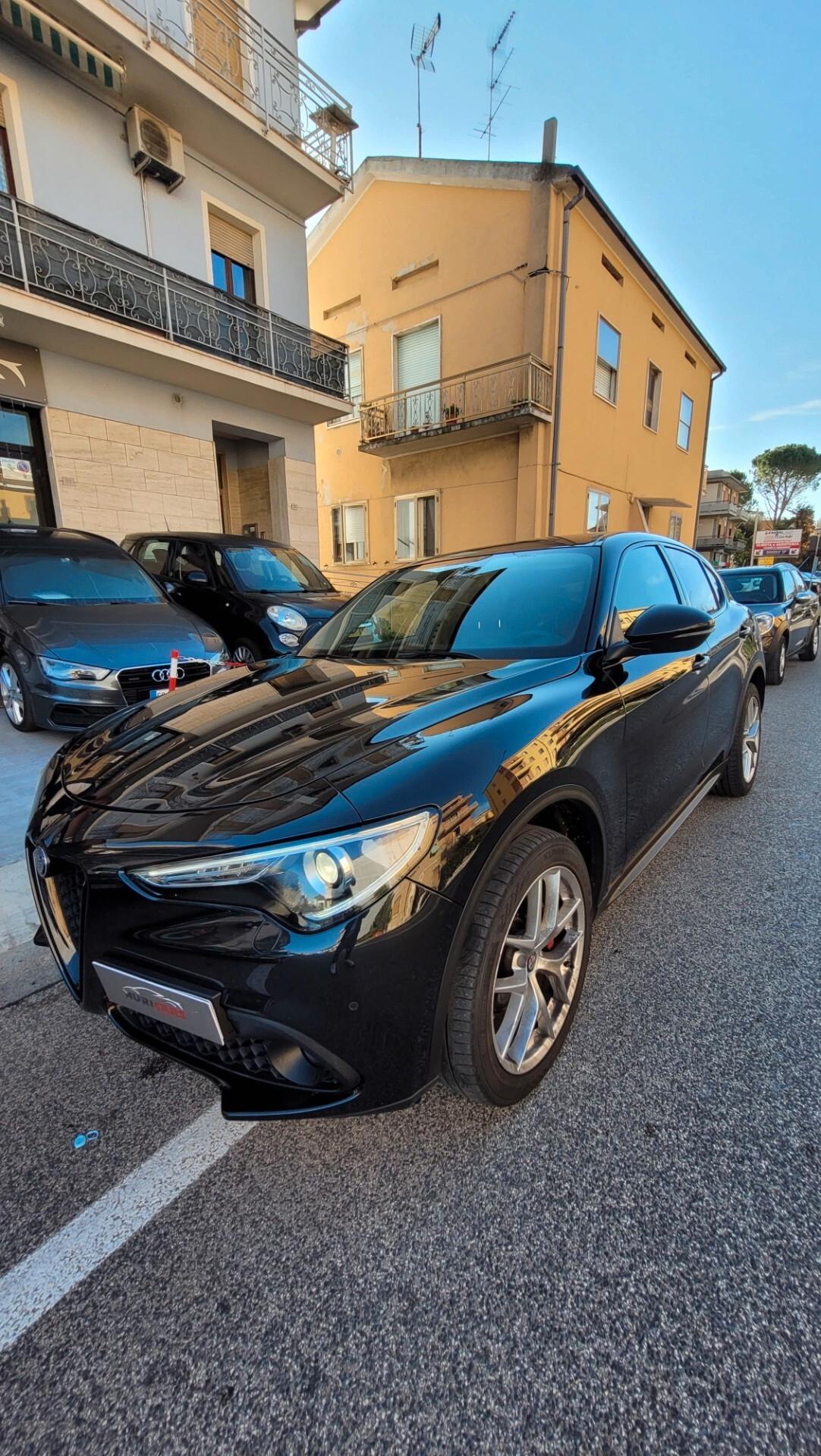 Alfa Romeo Stelvio 2.2 Turbodiesel 190 CV AT8 Q4 Executive