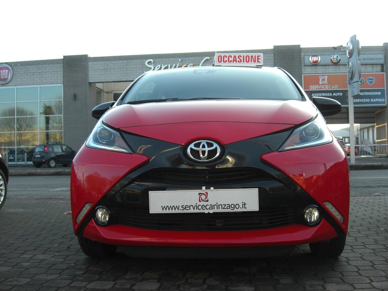 Toyota Aygo 1.0 VVT-i 69 CV 5 porte x-cool TSS