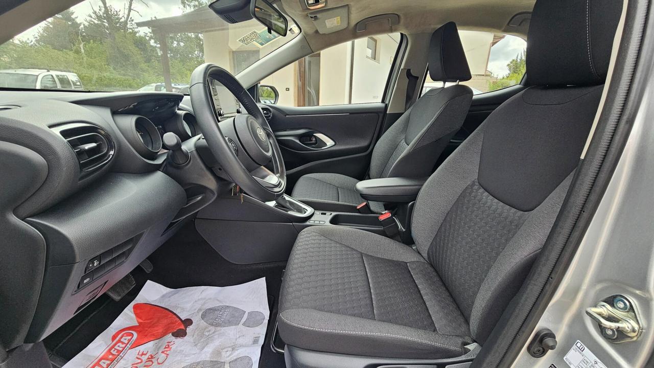 Toyota Yaris 1.5 Hybrid 5 porte Sport